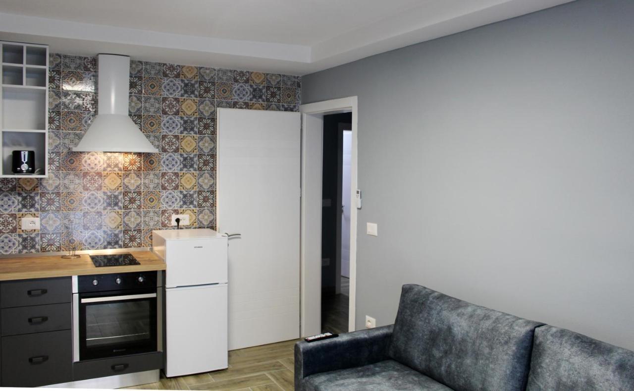 Apartamento 2V1 - Blloku Bkt Tirana Exterior foto